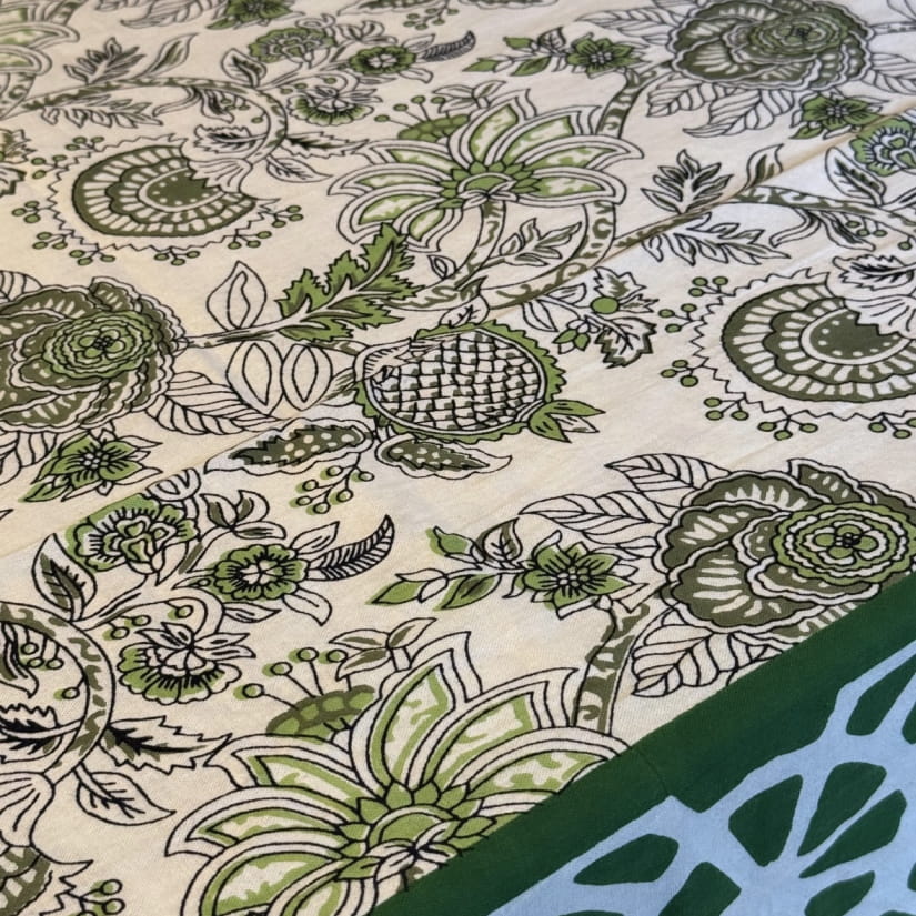 Nappe Floral délicat vert et blanc