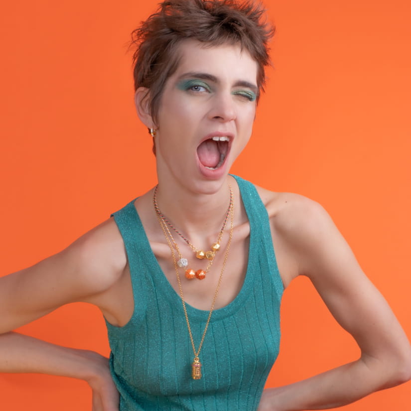 MOT DE PASSE ARLEQUIN (et chaine dorée)